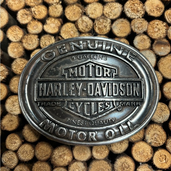 Authentic Vintage 2008 Harley Davidson Oil Can Belt Buckle - Picture 1 of 2